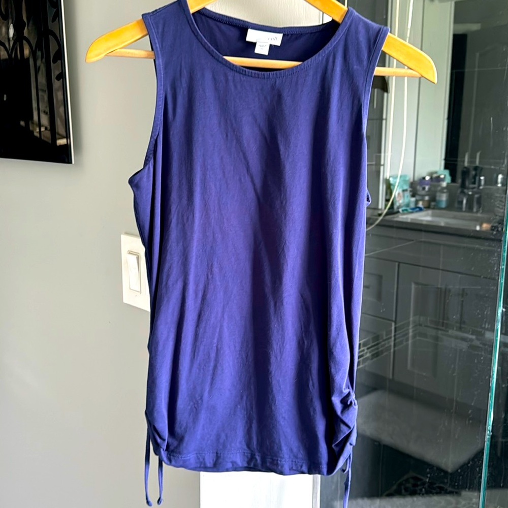 Sleeveless top